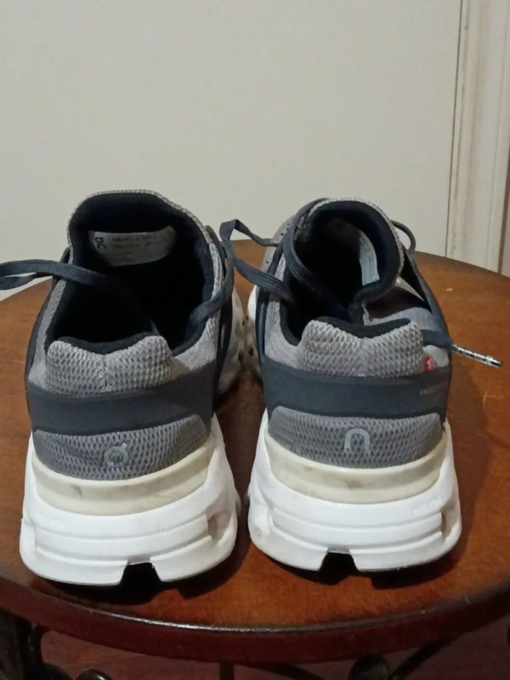 On Cloudswift 41.98922 Alloy/Eclipse Running Shoes Sneakers Women's Size 7.5